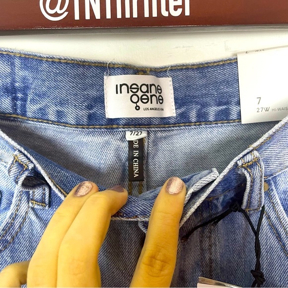 Insane Gene NWT Women’s High Waist Slim Tapered Blue Jeans Distressed Size 7 Y2K - Picture 2 of 13